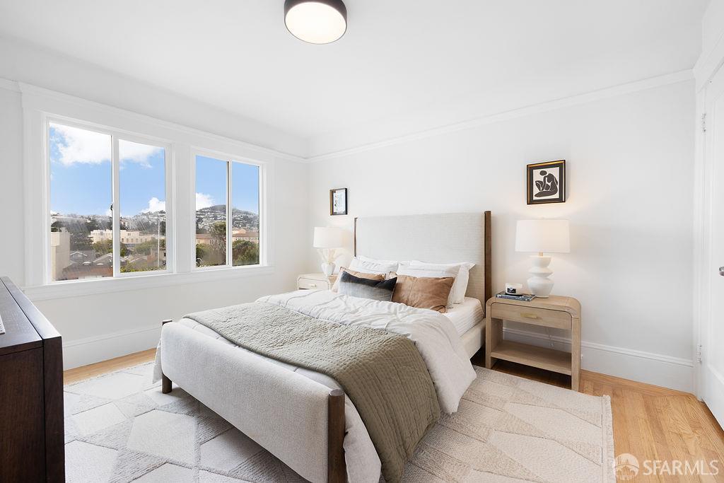 Detail Gallery Image 17 of 44 For 682 London St, San Francisco,  CA 94112 - 3 Beds | 2 Baths