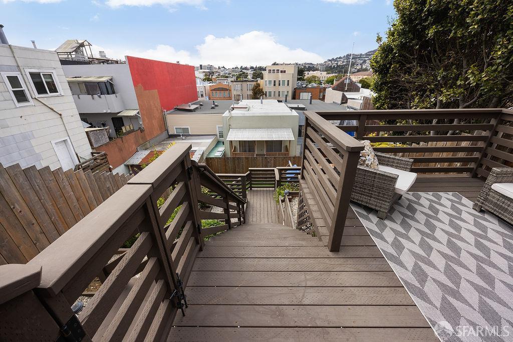 Detail Gallery Image 37 of 44 For 682 London St, San Francisco,  CA 94112 - 3 Beds | 2 Baths