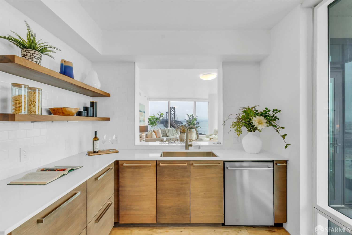 Detail Gallery Image 22 of 84 For 425 1st St #1902,  San Francisco,  CA 94105 - 2 Beds | 2 Baths