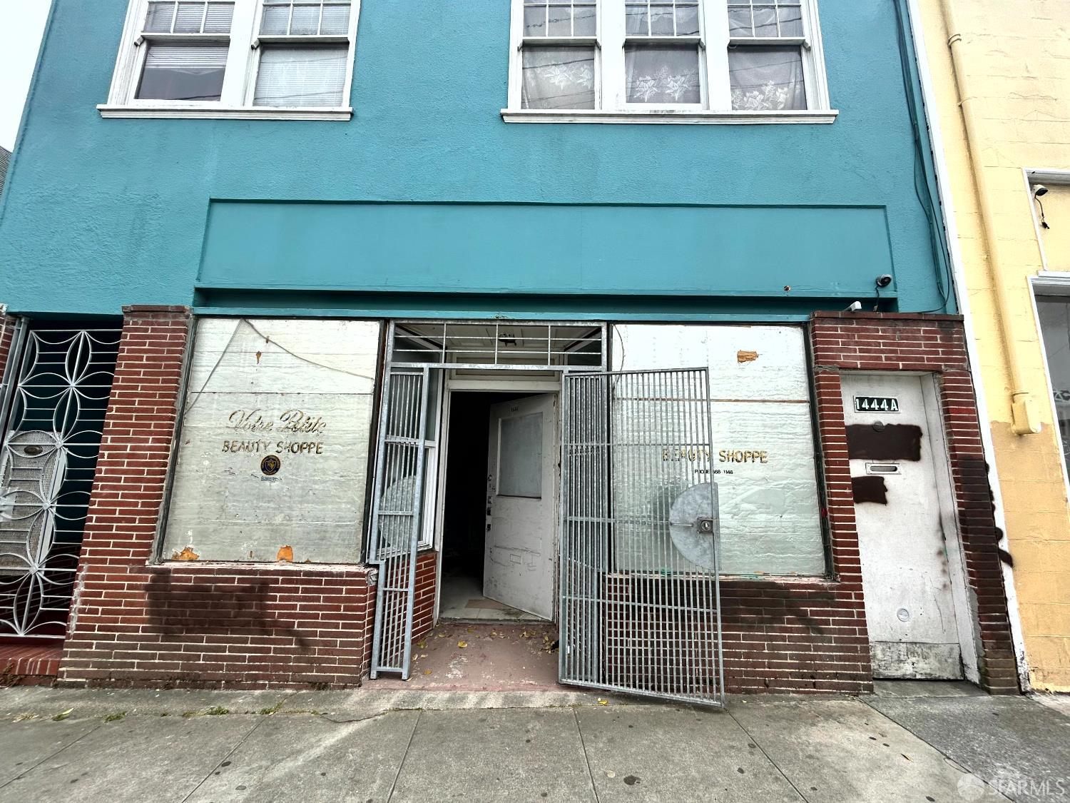 Detail Gallery Image 2 of 13 For 1444 Silver Ave, San Francisco,  CA 94134 - – Beds | – Baths