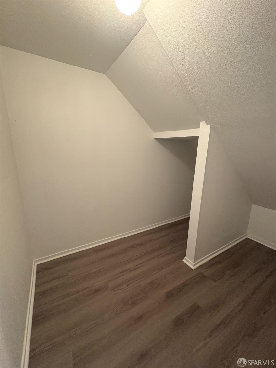 Detail Gallery Image 25 of 27 For 450 Carl St, San Francisco,  CA 94117 - 2 Beds | 2 Baths