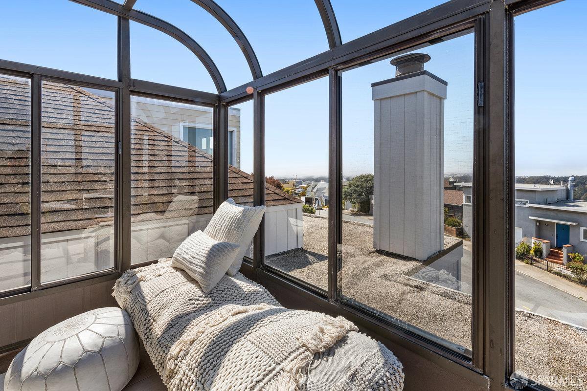Detail Gallery Image 38 of 63 For 861 Lawton St, San Francisco,  CA 94122 - 3 Beds | 2/1 Baths