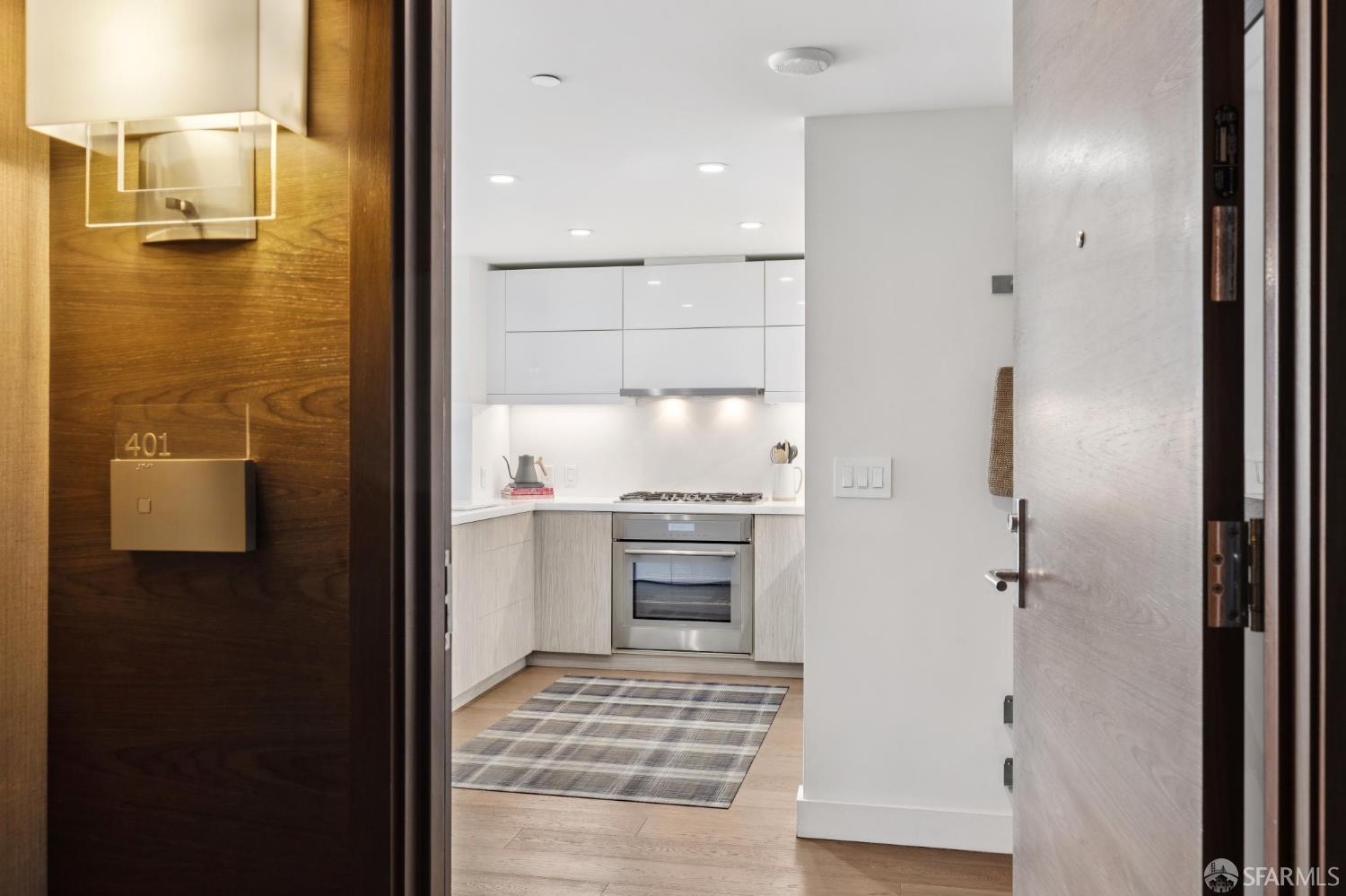Detail Gallery Image 2 of 41 For 420 Mission Bay Blvd #401,  San Francisco,  CA 94158 - 1 Beds | 1 Baths