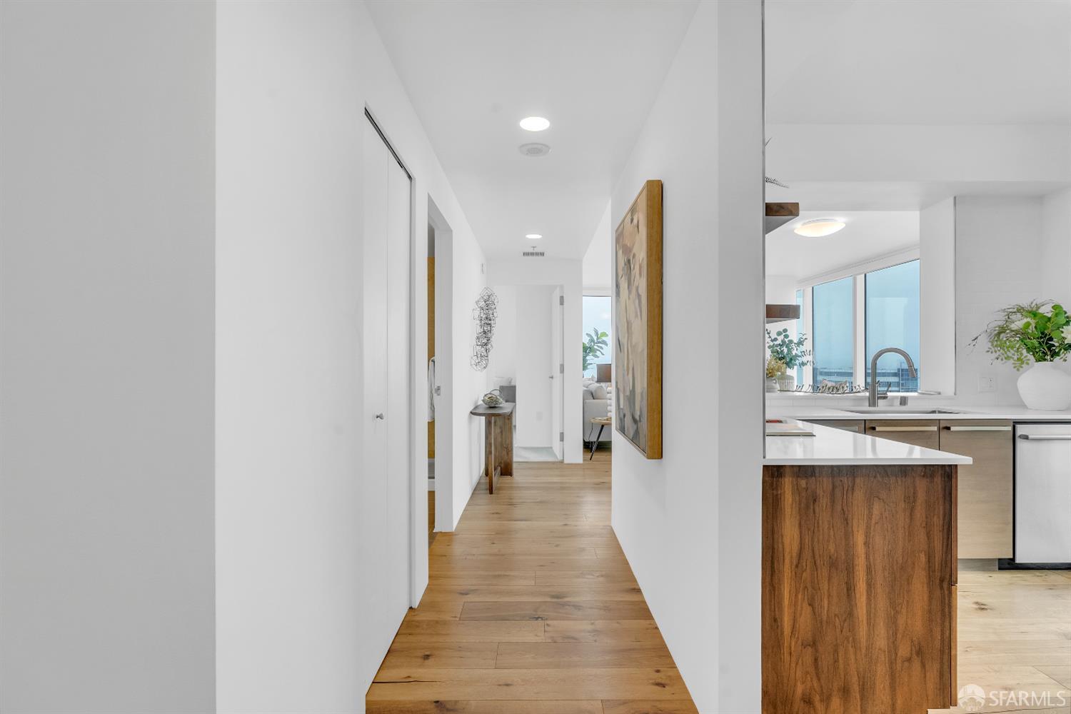 Detail Gallery Image 8 of 84 For 425 1st St #1902,  San Francisco,  CA 94105 - 2 Beds | 2 Baths