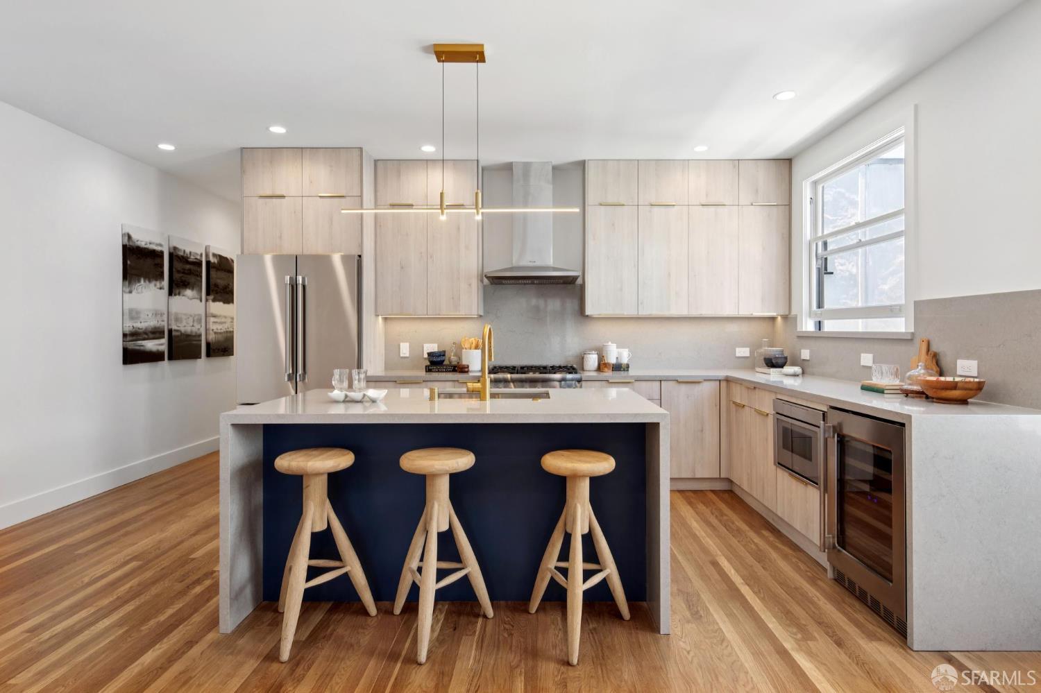 Photo #6: 425056887 Listing 