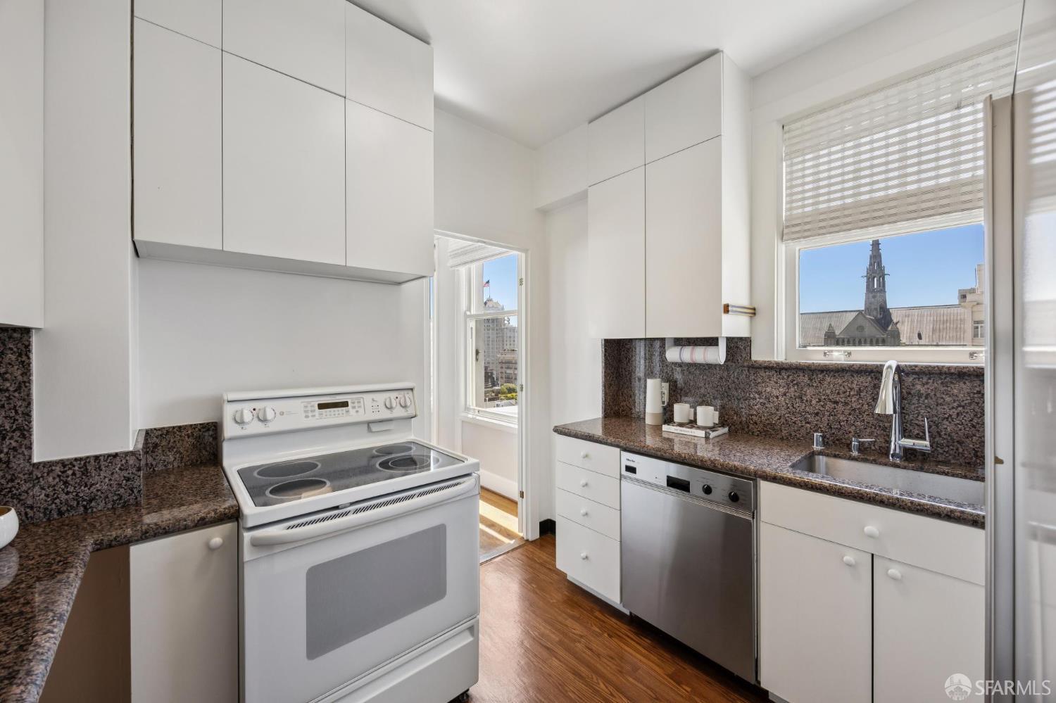 Detail Gallery Image 11 of 26 For 1250 Jones St #502,  San Francisco,  CA 94109 - 1 Beds | 1 Baths