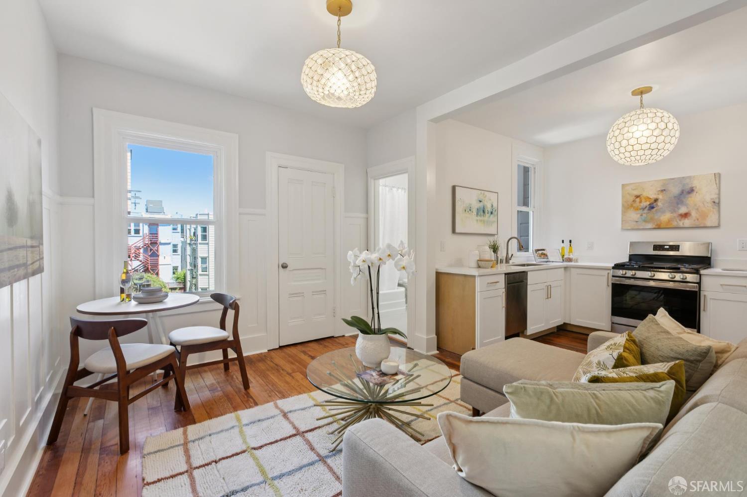 Detail Gallery Image 2 of 43 For 1030 Jackson St, San Francisco,  CA 94133 - – Beds | – Baths