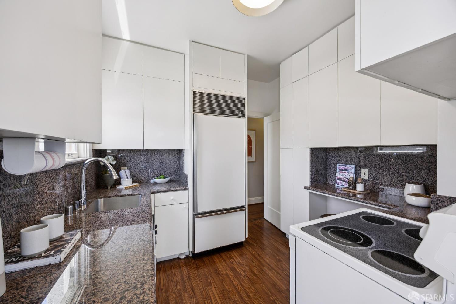 Detail Gallery Image 9 of 26 For 1250 Jones St #502,  San Francisco,  CA 94109 - 1 Beds | 1 Baths