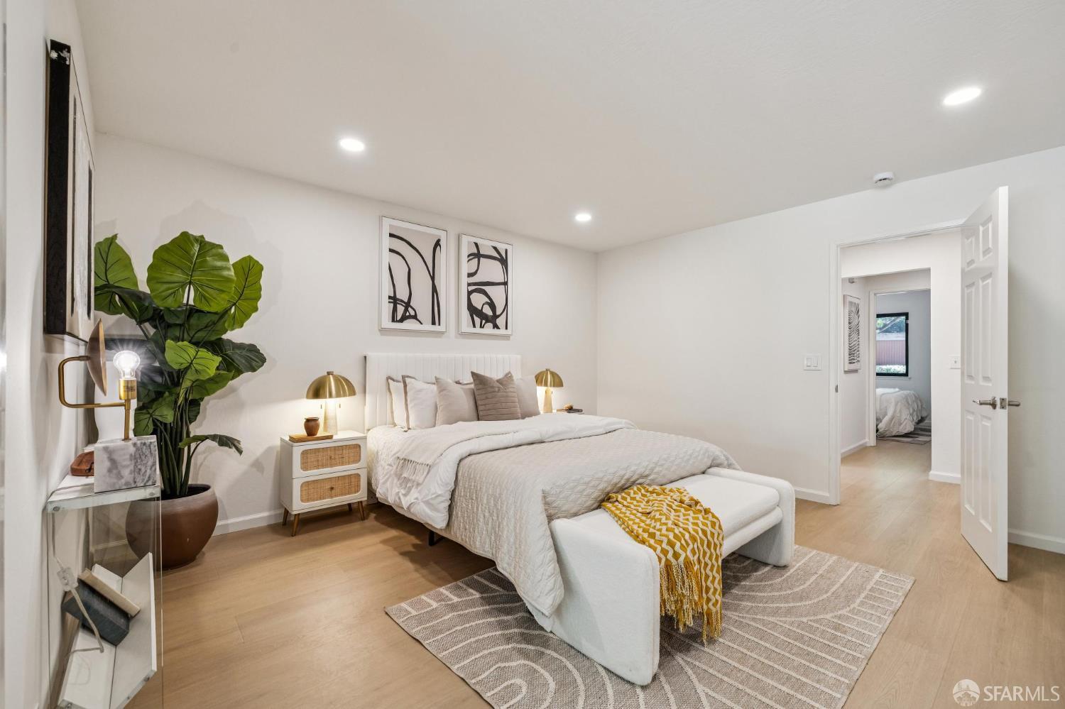 Detail Gallery Image 19 of 32 For 229 Cypress Point Dr, Mountain View,  CA 94043 - 2 Beds | 1/1 Baths