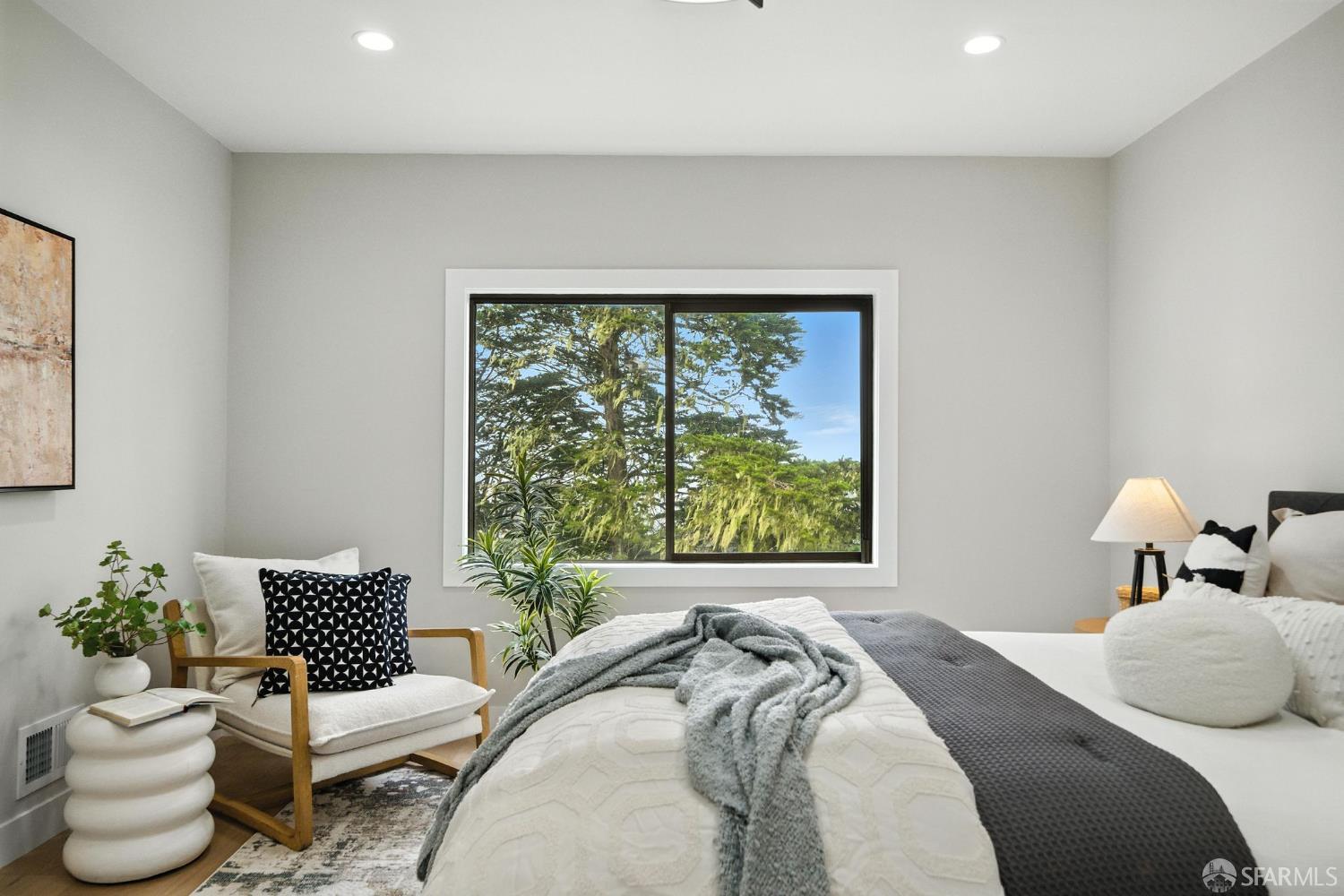 Detail Gallery Image 13 of 34 For 961 Teresita Blvd, San Francisco,  CA 94127 - 3 Beds | 3 Baths