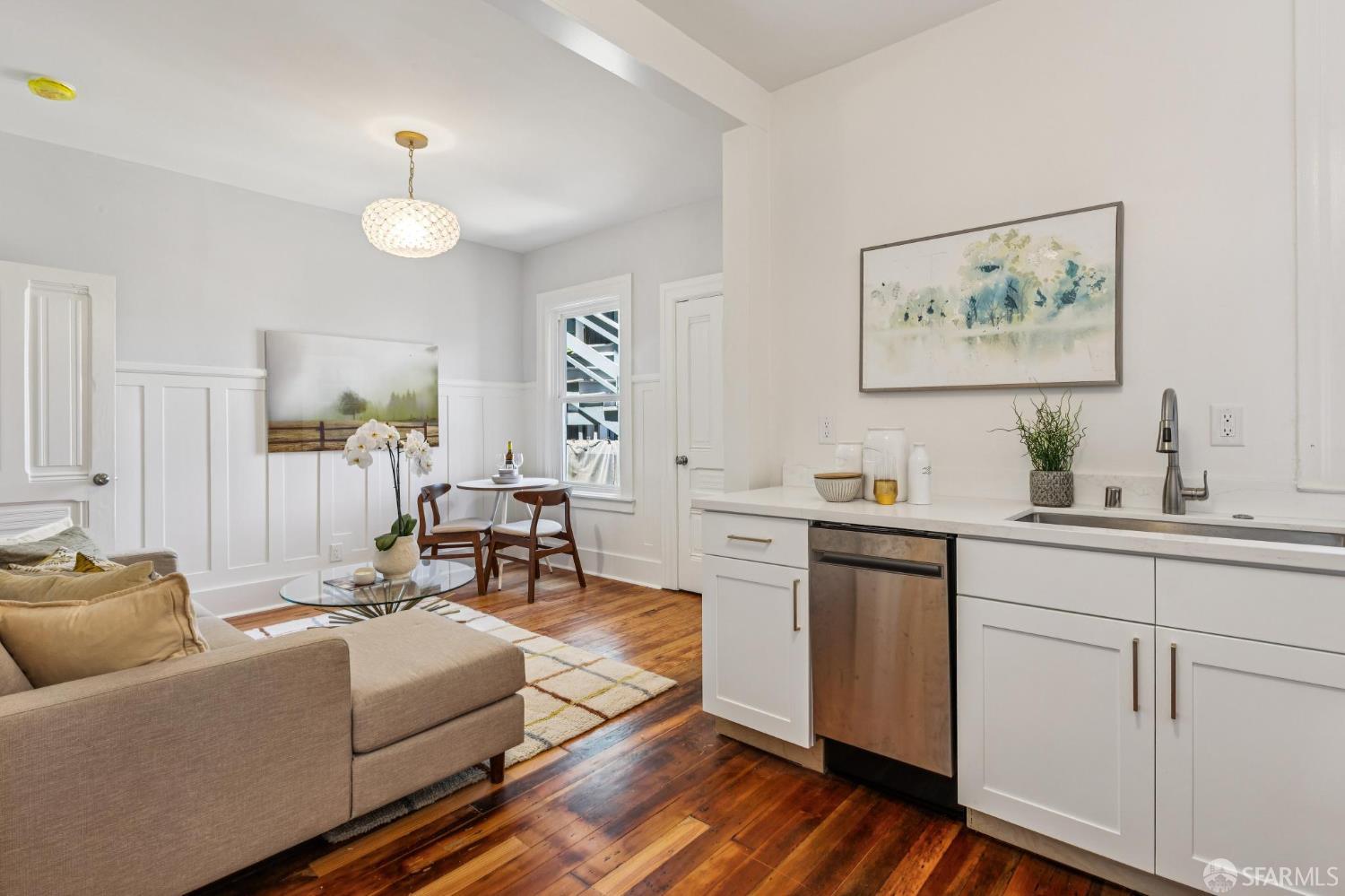 Detail Gallery Image 5 of 43 For 1030 Jackson St, San Francisco,  CA 94133 - – Beds | – Baths