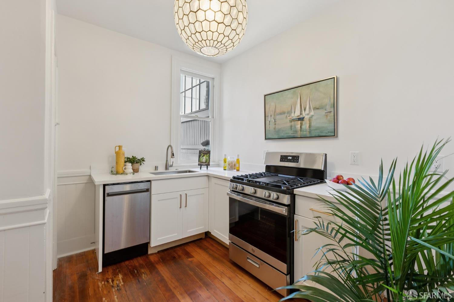 Detail Gallery Image 26 of 43 For 1030 Jackson St, San Francisco,  CA 94133 - – Beds | – Baths