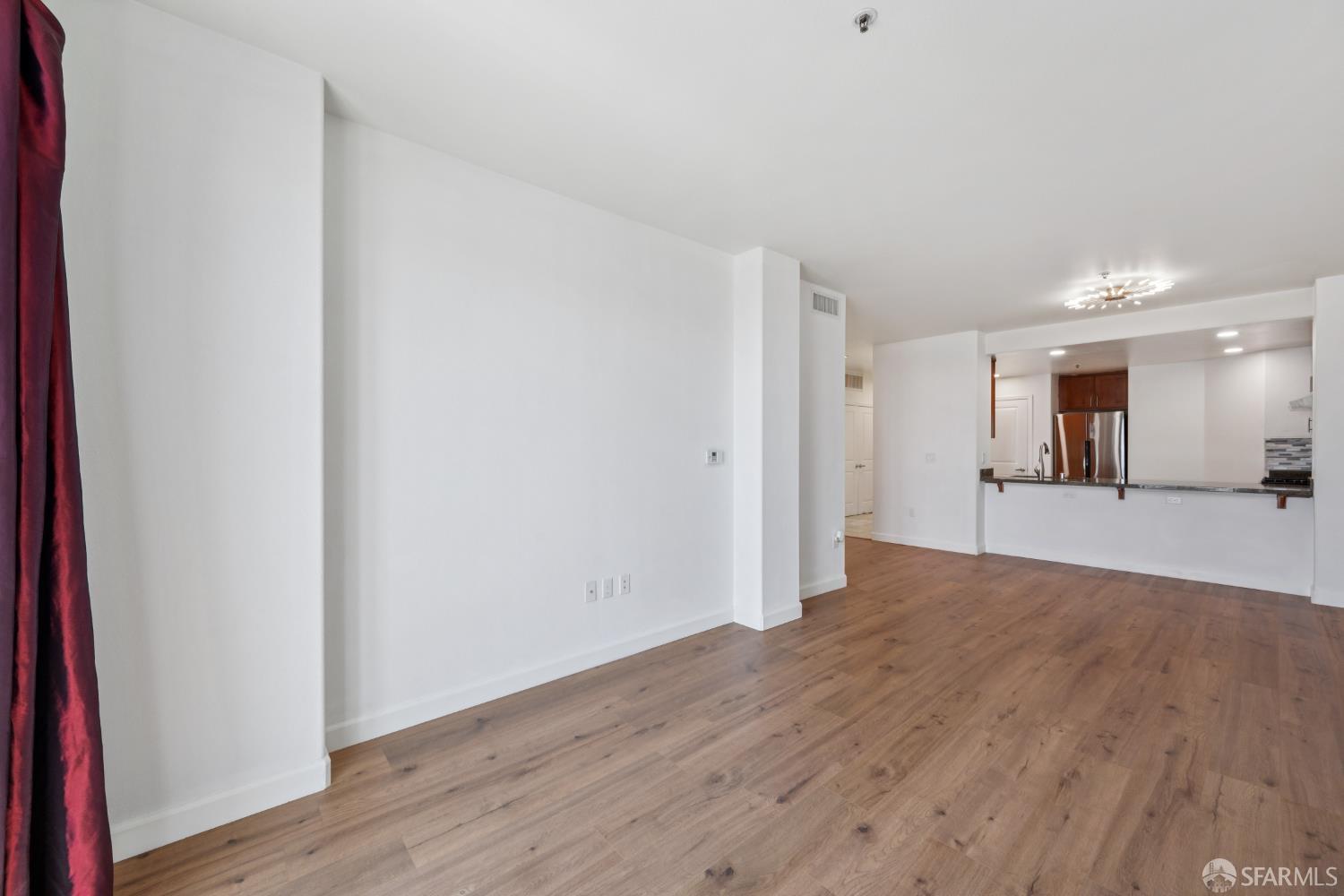 Detail Gallery Image 16 of 53 For 423 7th St #303,  Oakland,  CA 94607 - 2 Beds | 1 Baths