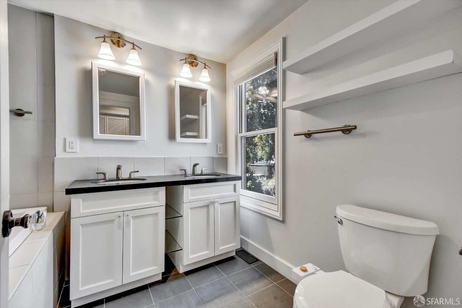 Detail Gallery Image 47 of 55 For 1258 York St, San Francisco,  CA 94110 - 3 Beds | 2/1 Baths