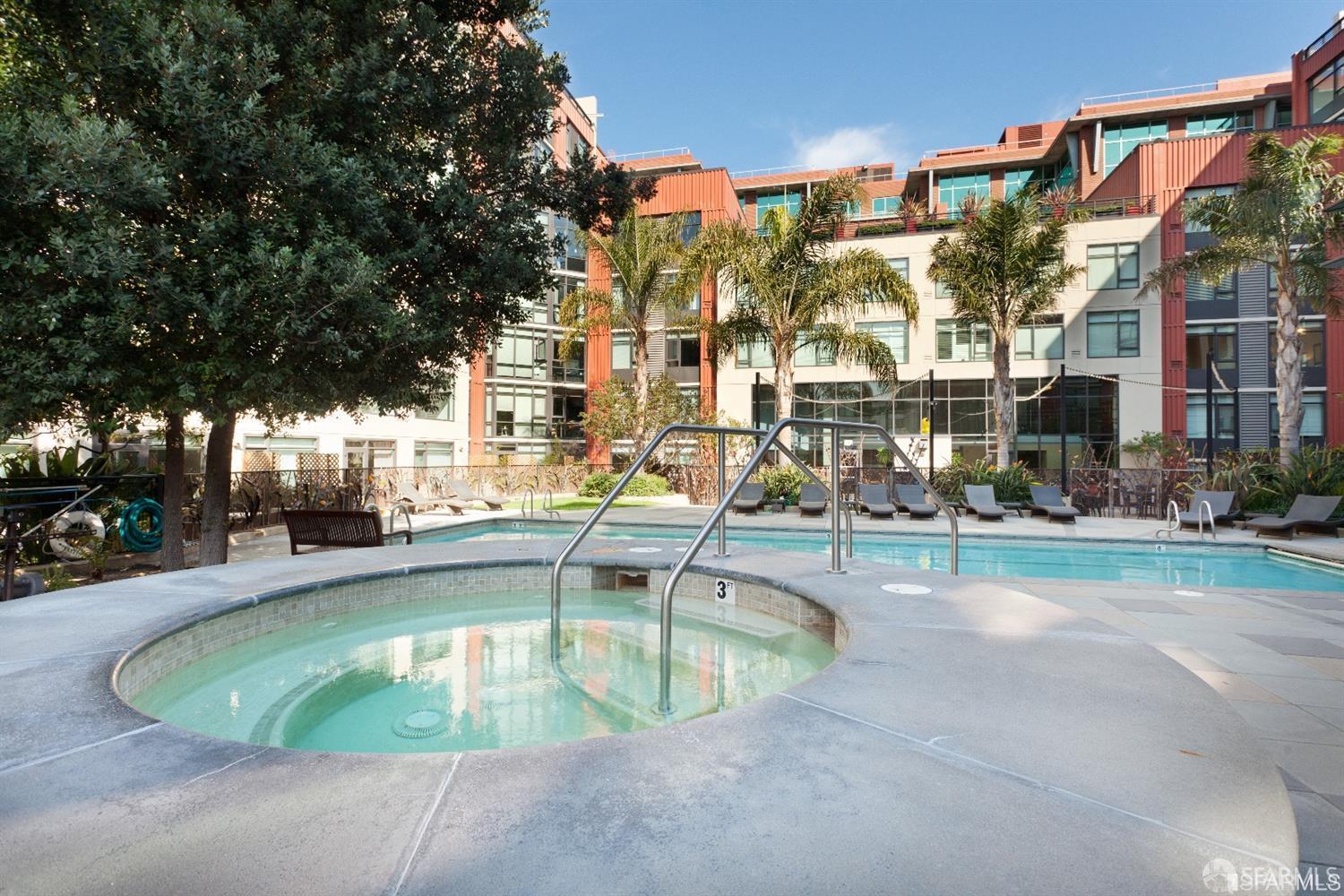 Photo #5: 425057004 Listing 
