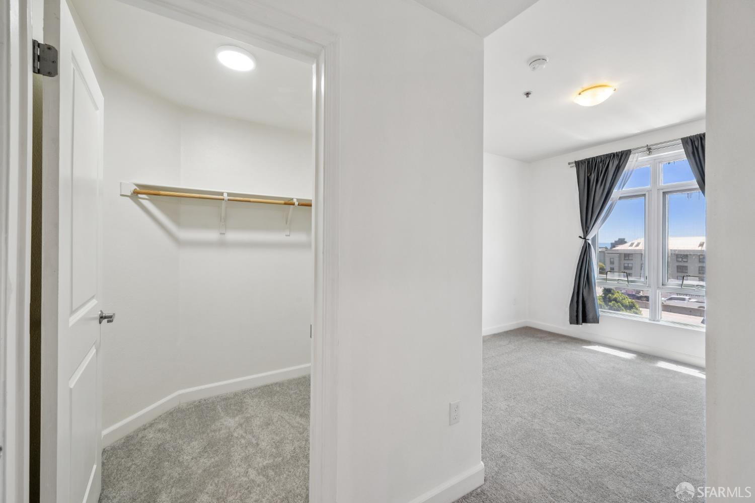 Detail Gallery Image 36 of 53 For 423 7th St #303,  Oakland,  CA 94607 - 2 Beds | 1 Baths