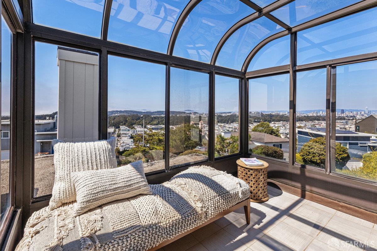 Detail Gallery Image 37 of 63 For 861 Lawton St, San Francisco,  CA 94122 - 3 Beds | 2/1 Baths