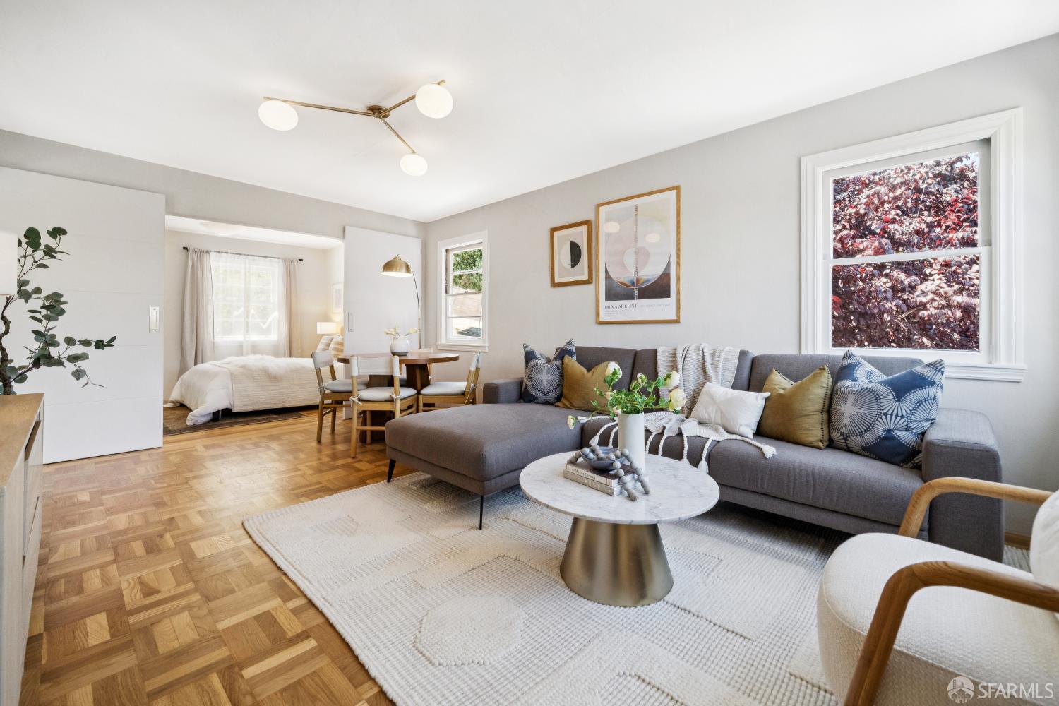 Detail Gallery Image 3 of 60 For 600 Ellsworth St, San Francisco,  CA 94110 - 2 Beds | 1 Baths