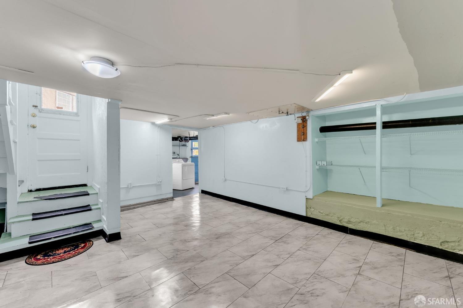 Detail Gallery Image 15 of 21 For 980 Holloway Ave, San Francisco,  CA 94132 - 2 Beds | 1 Baths