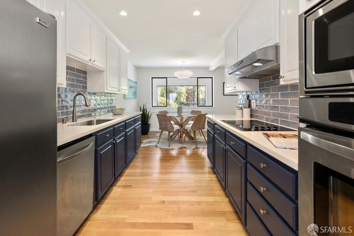 Detail Gallery Image 23 of 63 For 861 Lawton St, San Francisco,  CA 94122 - 3 Beds | 2/1 Baths
