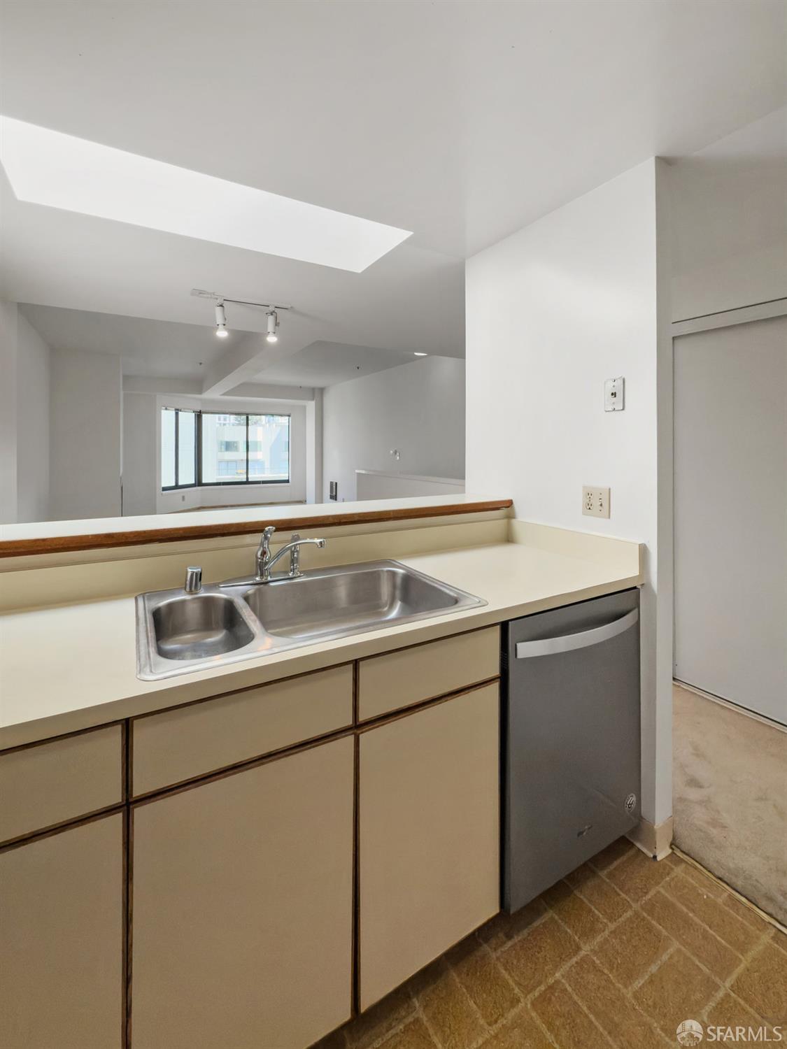 Detail Gallery Image 14 of 42 For 601 Van Ness Ave #71,  San Francisco,  CA 94102 - 2 Beds | 2 Baths