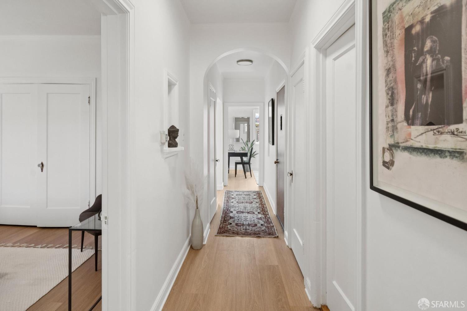 Detail Gallery Image 9 of 22 For 1063 Sanchez St, San Francisco,  CA 94114 - – Beds | – Baths