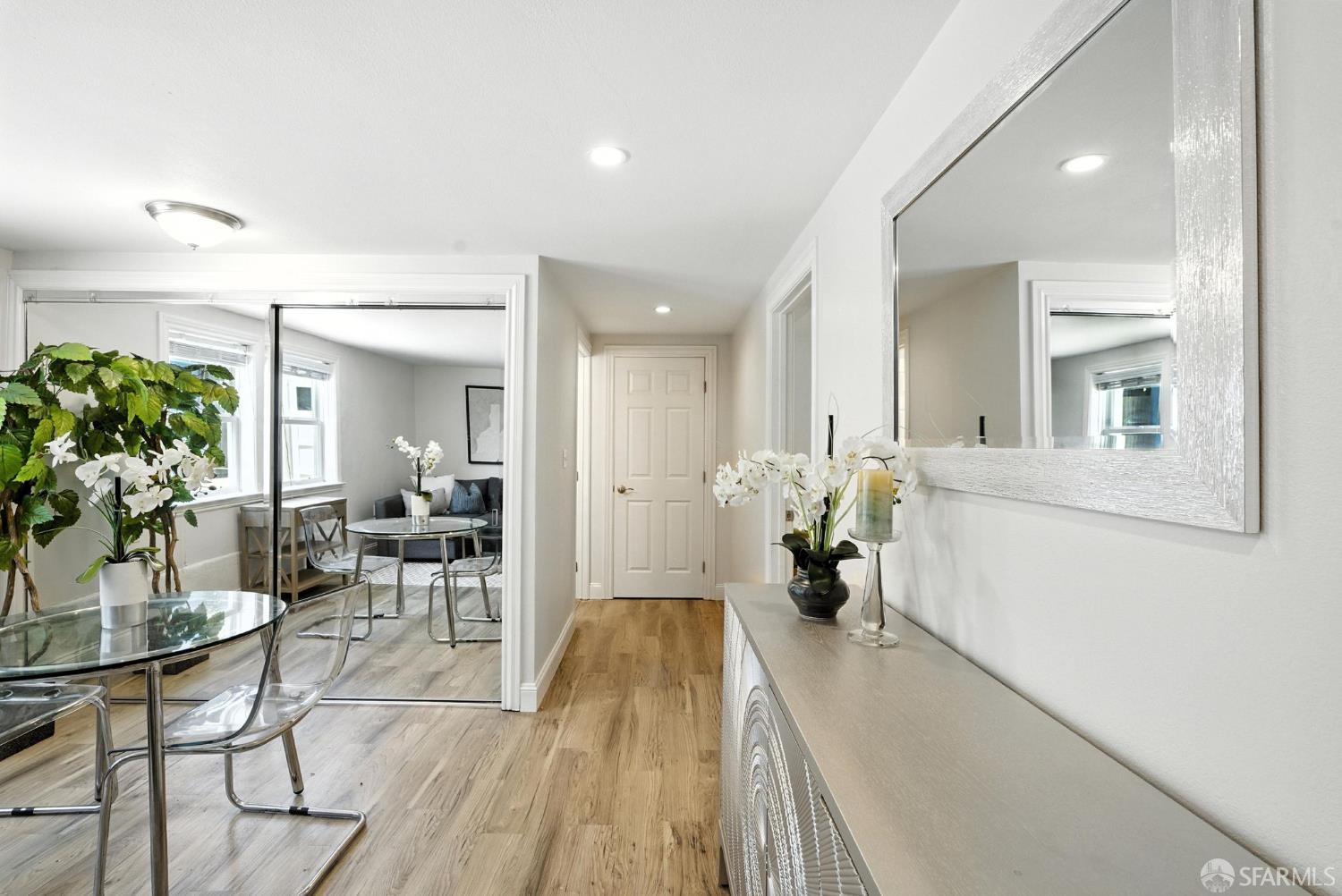 Detail Gallery Image 26 of 40 For 170 Eastwood Dr, San Francisco,  CA 94112 - 5 Beds | 3/1 Baths