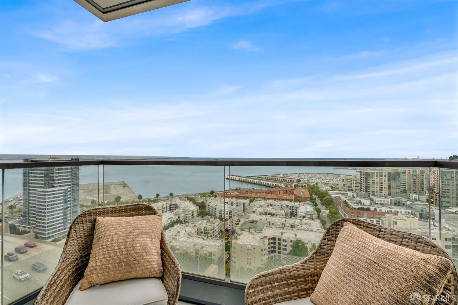 Detail Gallery Image 49 of 84 For 425 1st St #1902,  San Francisco,  CA 94105 - 2 Beds | 2 Baths