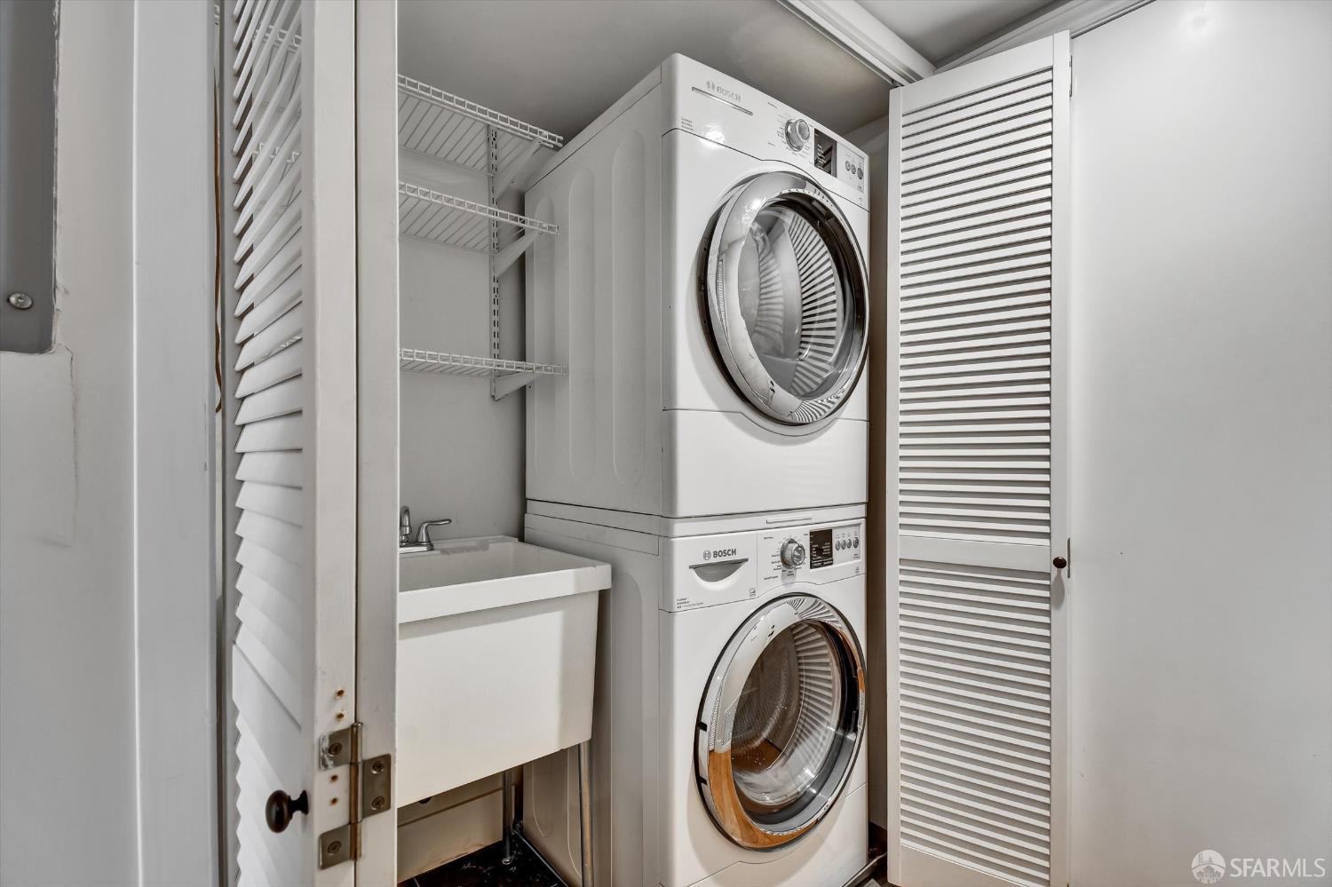 Detail Gallery Image 12 of 55 For 1258 York St, San Francisco,  CA 94110 - 3 Beds | 2/1 Baths