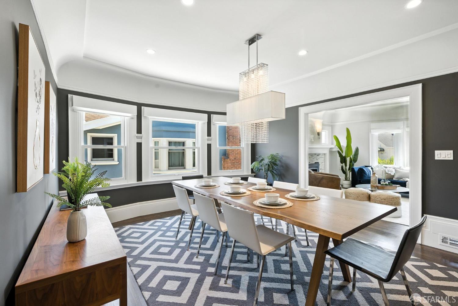 Detail Gallery Image 7 of 40 For 170 Eastwood Dr, San Francisco,  CA 94112 - 5 Beds | 3/1 Baths