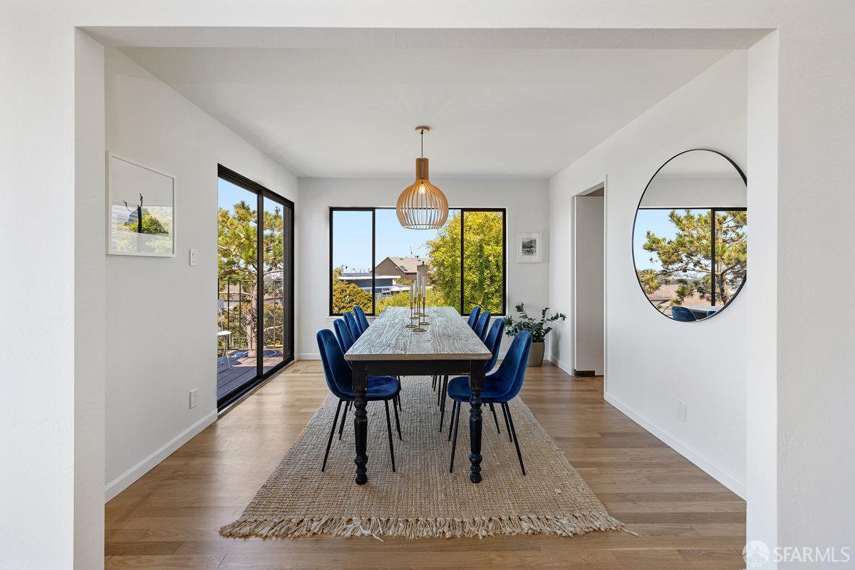 Detail Gallery Image 18 of 63 For 861 Lawton St, San Francisco,  CA 94122 - 3 Beds | 2/1 Baths