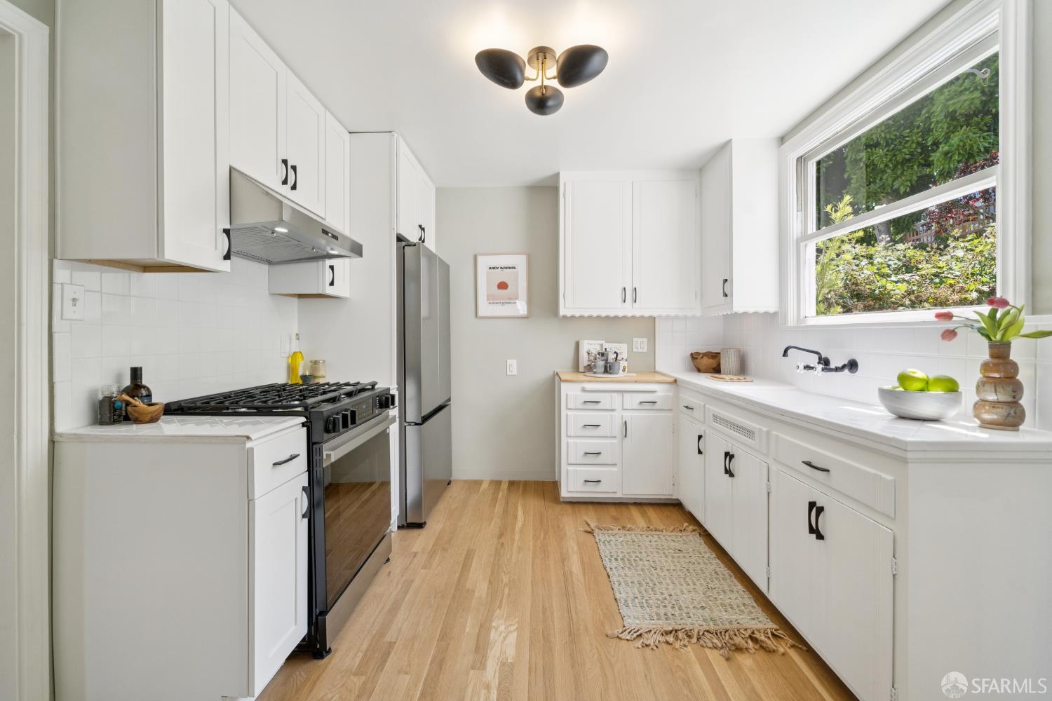 Detail Gallery Image 18 of 60 For 600 Ellsworth St, San Francisco,  CA 94110 - 2 Beds | 1 Baths