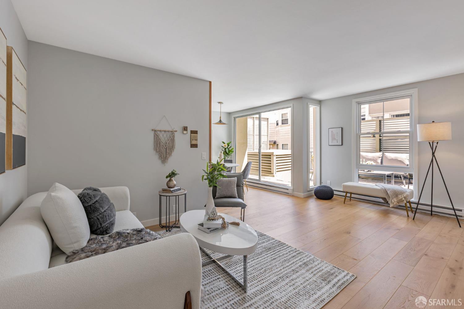 Detail Gallery Image 3 of 31 For 1734 Bay St #103,  San Francisco,  CA 94123 - 1 Beds | 1 Baths