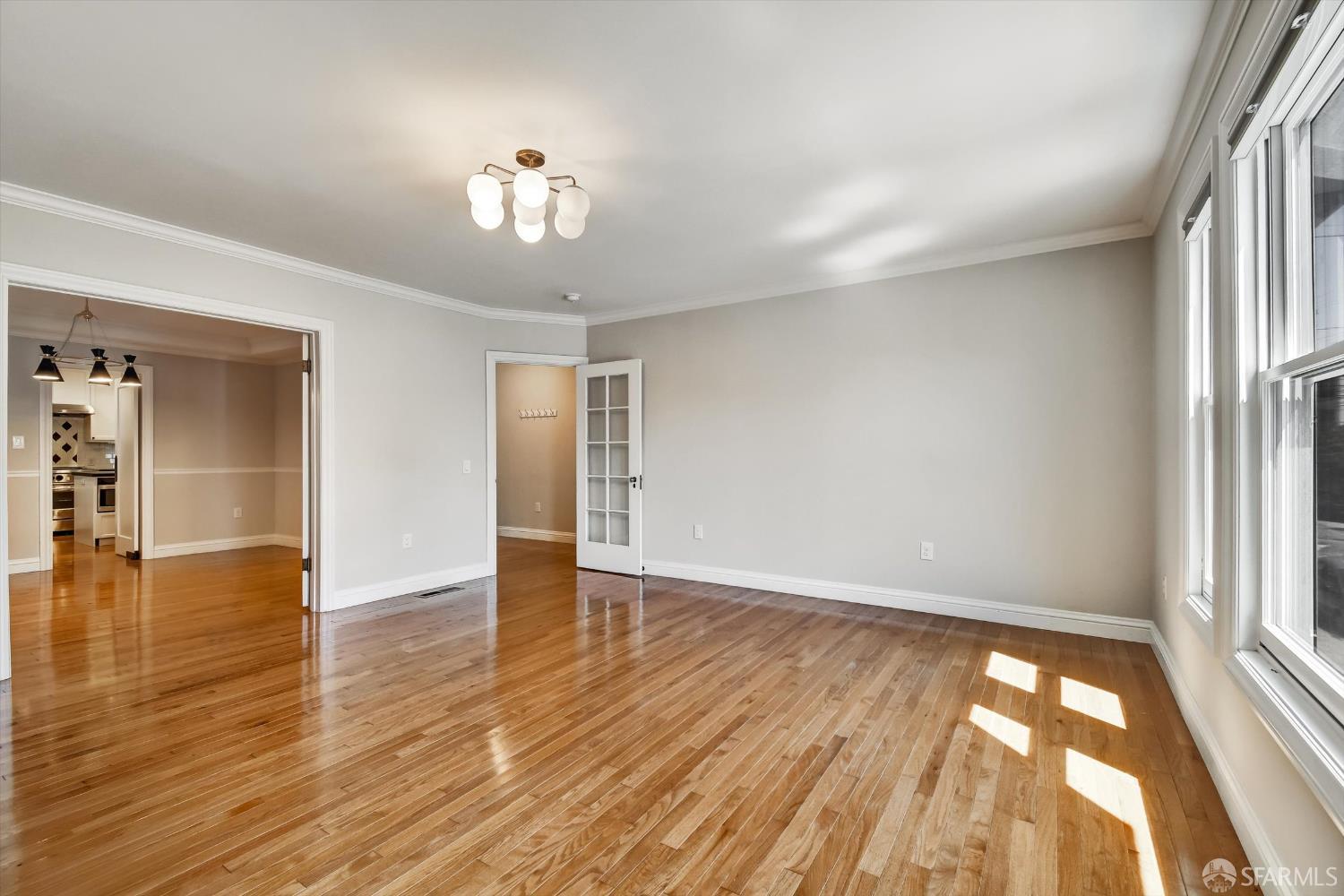 Detail Gallery Image 24 of 55 For 1258 York St, San Francisco,  CA 94110 - 3 Beds | 2/1 Baths