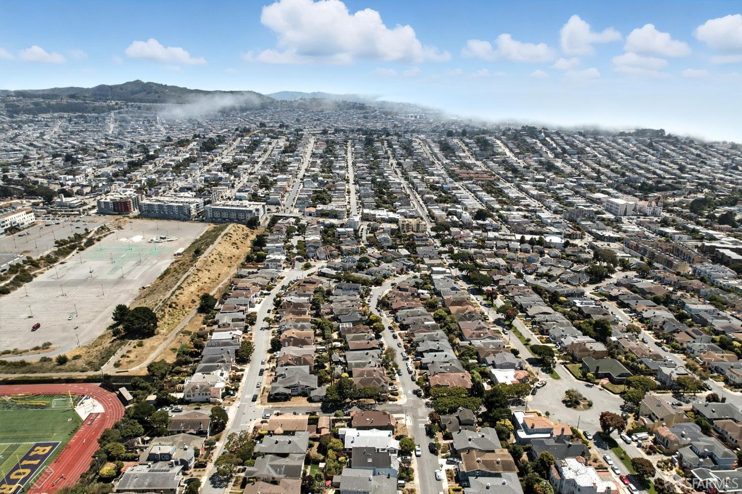 Detail Gallery Image 37 of 40 For 170 Eastwood Dr, San Francisco,  CA 94112 - 5 Beds | 3/1 Baths