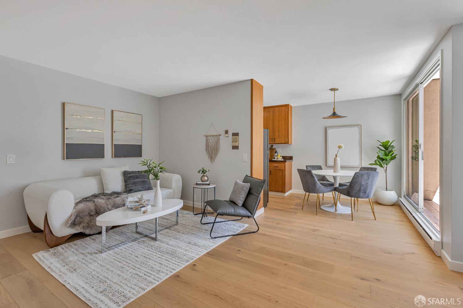 Detail Gallery Image 4 of 31 For 1734 Bay St #103,  San Francisco,  CA 94123 - 1 Beds | 1 Baths