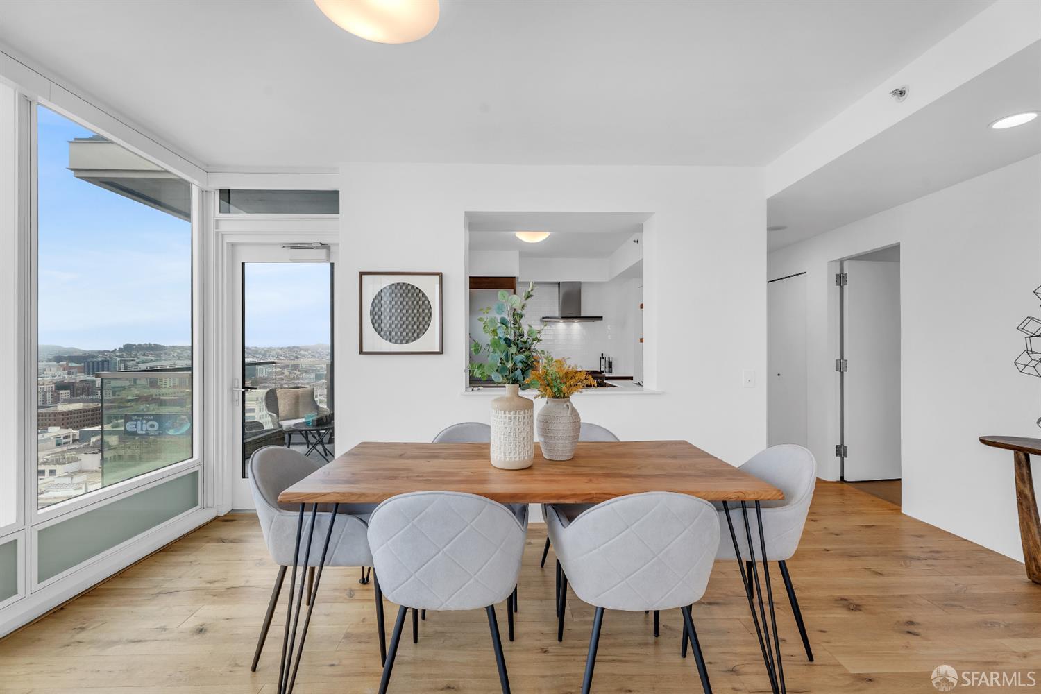 Detail Gallery Image 16 of 84 For 425 1st St #1902,  San Francisco,  CA 94105 - 2 Beds | 2 Baths