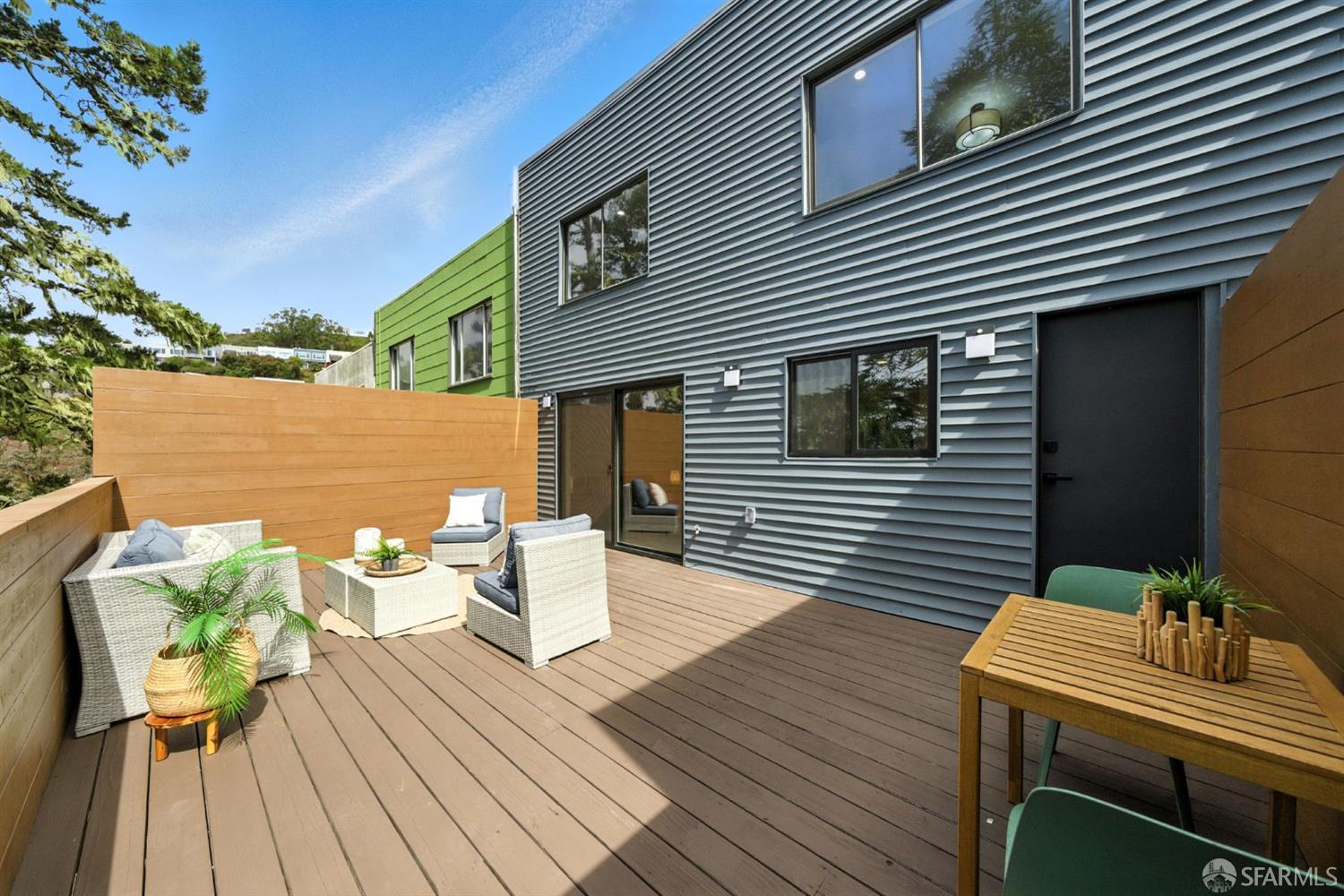 Detail Gallery Image 29 of 34 For 961 Teresita Blvd, San Francisco,  CA 94127 - 3 Beds | 3 Baths