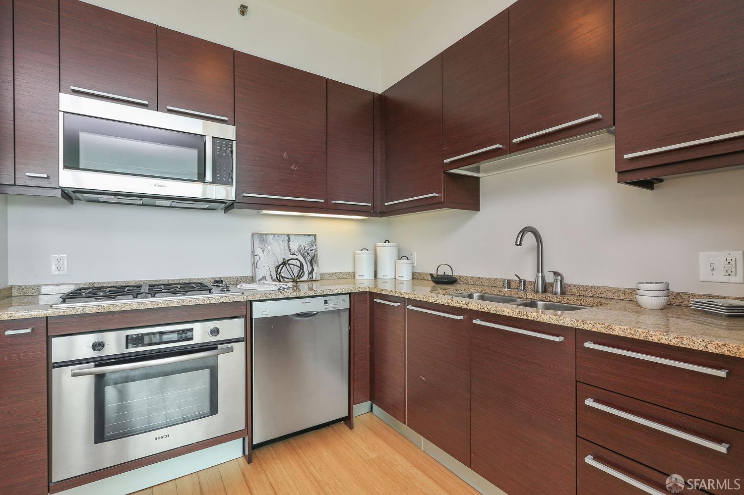 Detail Gallery Image 7 of 24 For 425 1st St #3304,  San Francisco,  CA 94105 - 1 Beds | 1 Baths