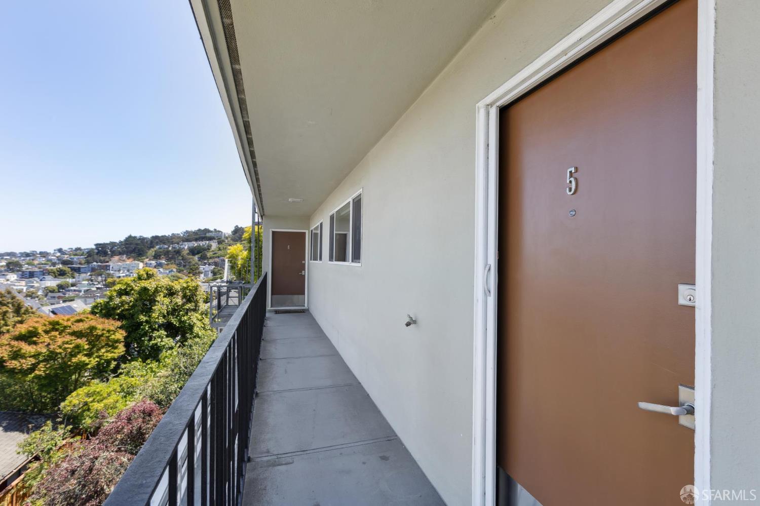 Detail Gallery Image 23 of 29 For 965 Alvarado St #5,  San Francisco,  CA 94114 - 1 Beds | 1 Baths