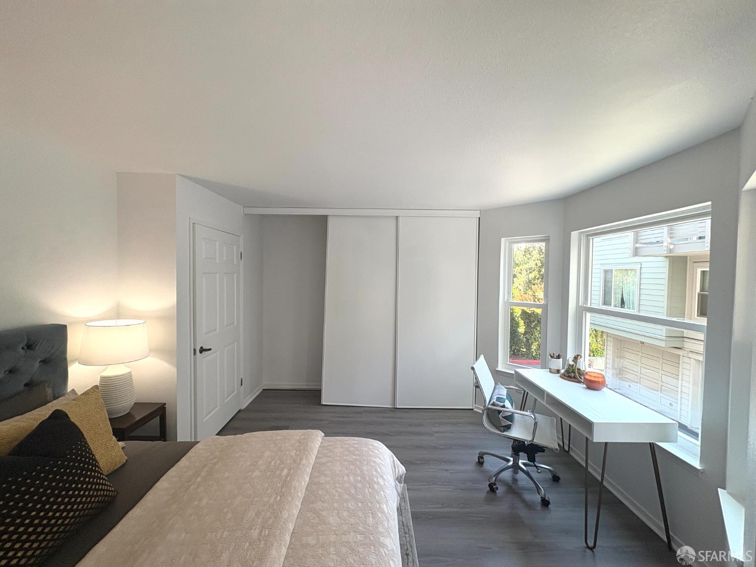 Detail Gallery Image 19 of 27 For 450 Carl St, San Francisco,  CA 94117 - 2 Beds | 2 Baths
