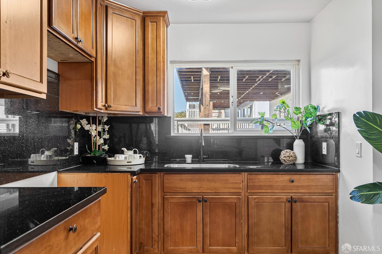 Detail Gallery Image 22 of 40 For 16545 Hannah Dr, San Leandro,  CA 94578 - 4 Beds | 3 Baths