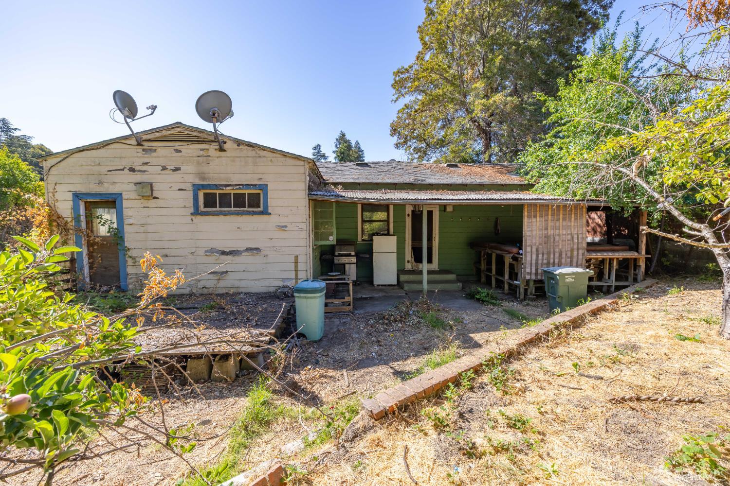 Detail Gallery Image 16 of 60 For 3142 Keith Ave, Castro Valley,  CA 94546 - 3 Beds | 1 Baths