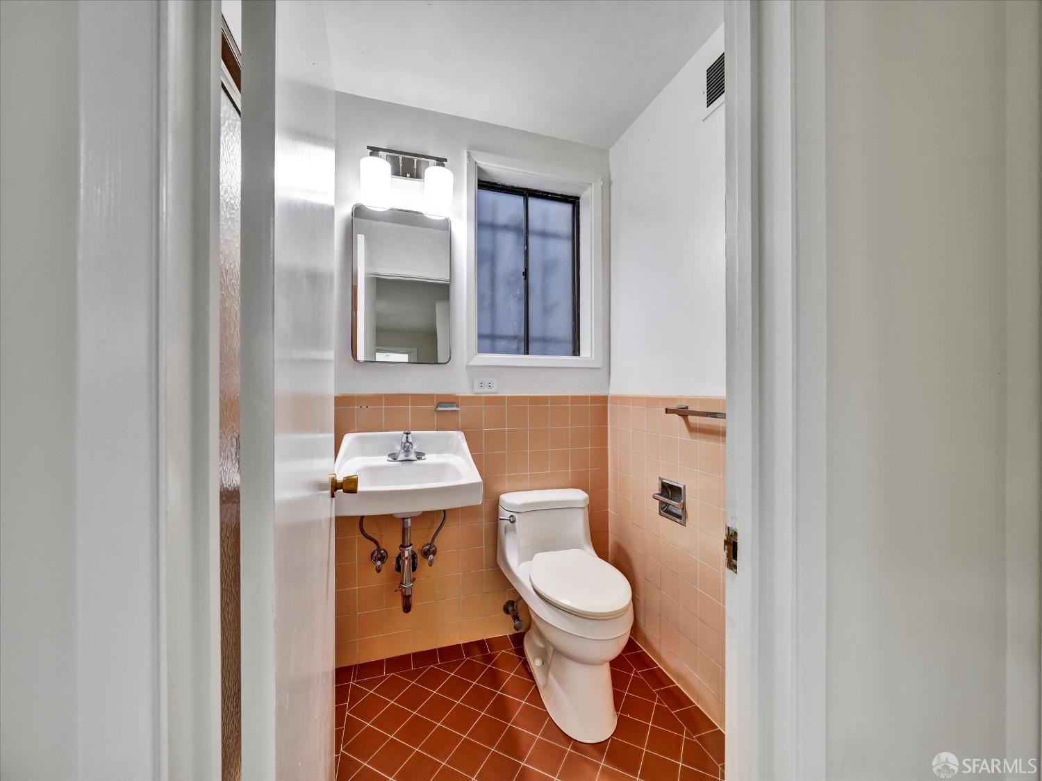 Detail Gallery Image 28 of 45 For 173 Warren Dr, San Francisco,  CA 94131 - 3 Beds | 2 Baths