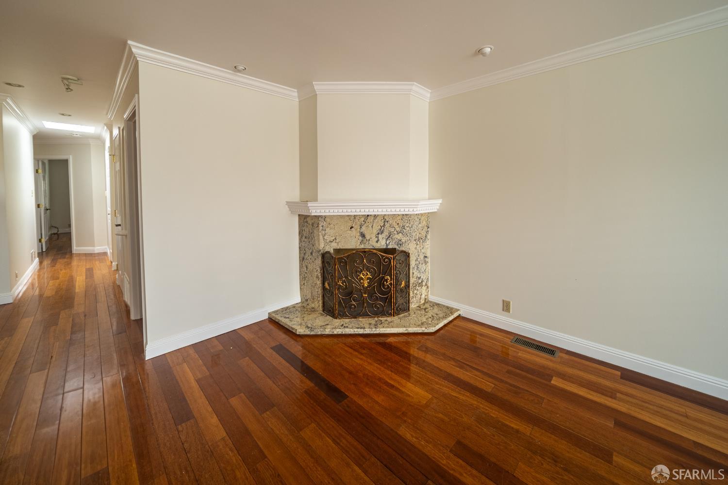 Detail Gallery Image 10 of 27 For 2346 33rd Ave, San Francisco,  CA 94116 - 3 Beds | 1 Baths
