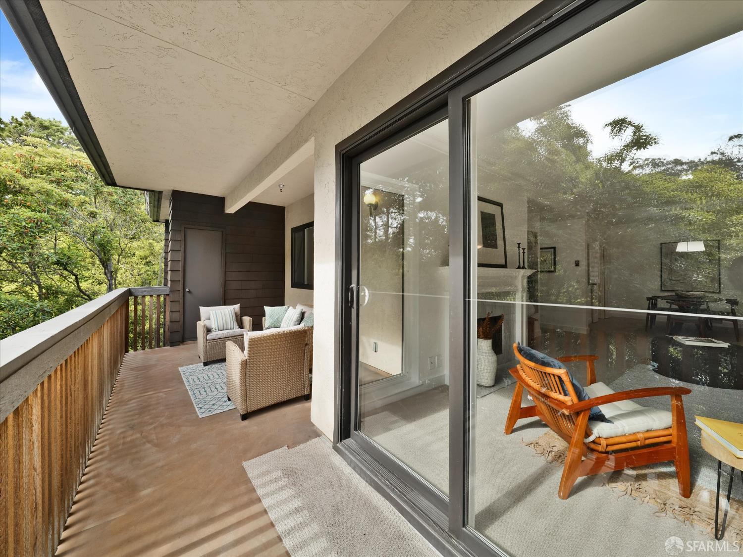 Photo #10: 425057272 Listing: Photo #10