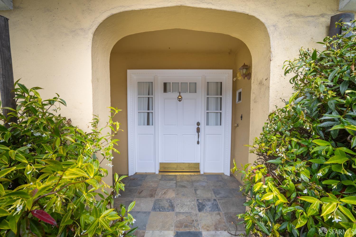 Detail Gallery Image 2 of 27 For 2346 33rd Ave, San Francisco,  CA 94116 - 3 Beds | 1 Baths