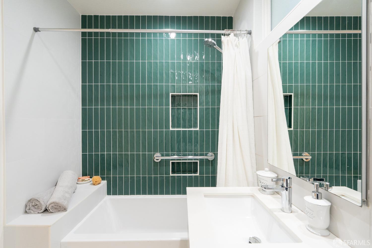 Detail Gallery Image 29 of 47 For 350 Dolores St, San Francisco,  CA 94110 - 3 Beds | 1 Baths
