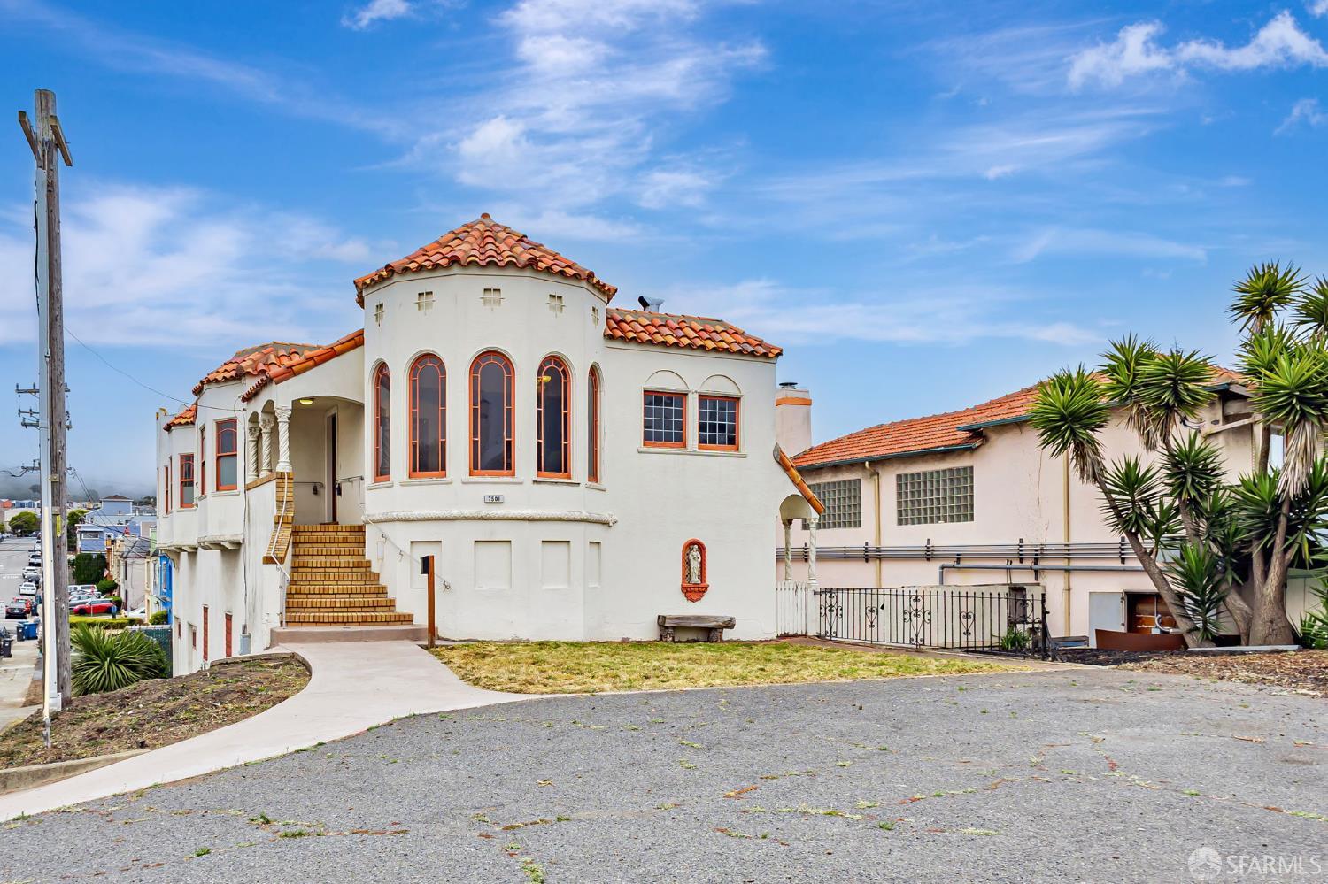 Detail Gallery Image 1 of 62 For 7501 Mission St, Daly City,  CA 94014 - 3 Beds | 1 Baths