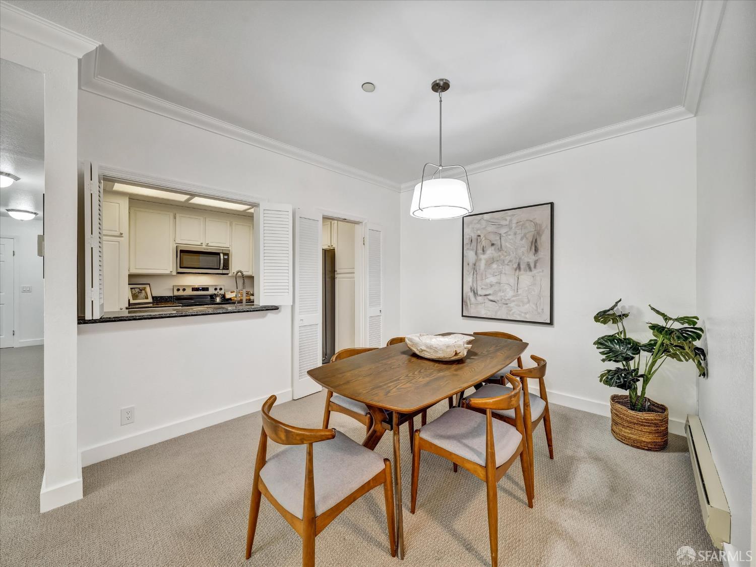 Photo #11: 425057272 Listing: Photo #11